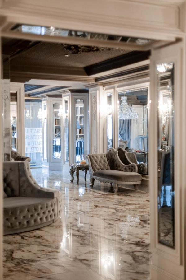Hotel Aristocrat Черновцы Экстерьер фото